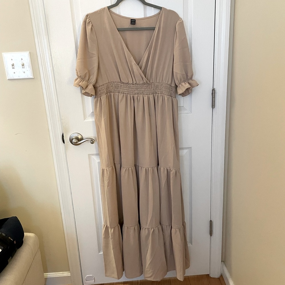 **$10 when Bundled**NWOT Shein Beige Maxi Dress - Maternity-Friendly